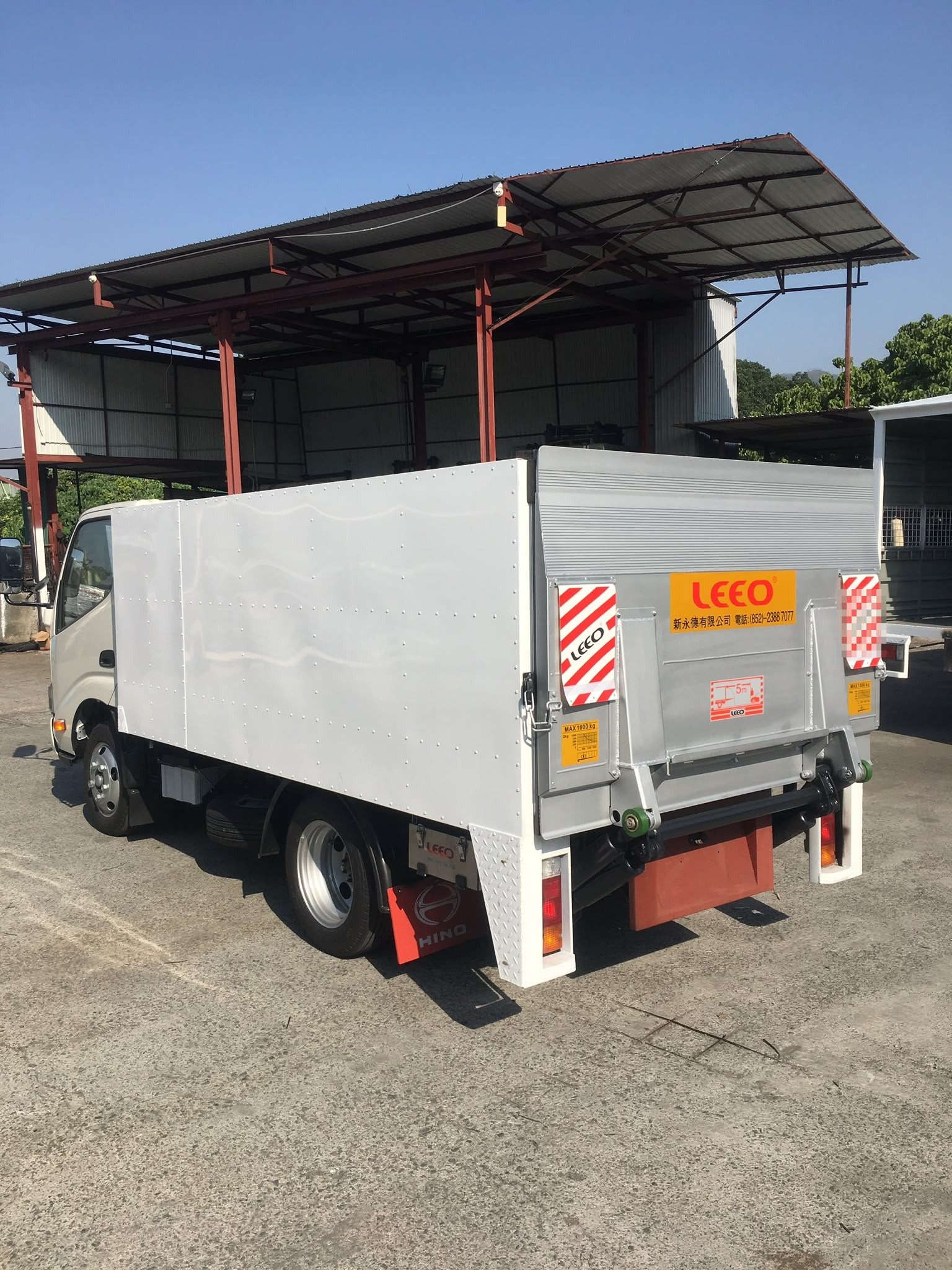 LA-10-970/120 特別訂制鋁板尾板（1000KG）